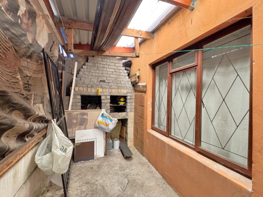 3 Bedroom Property for Sale in Rocklands Western Cape